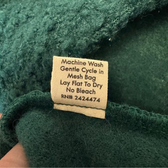 DONNI. Curly Half Zip Pullover in Green S - Picture 9 of 9